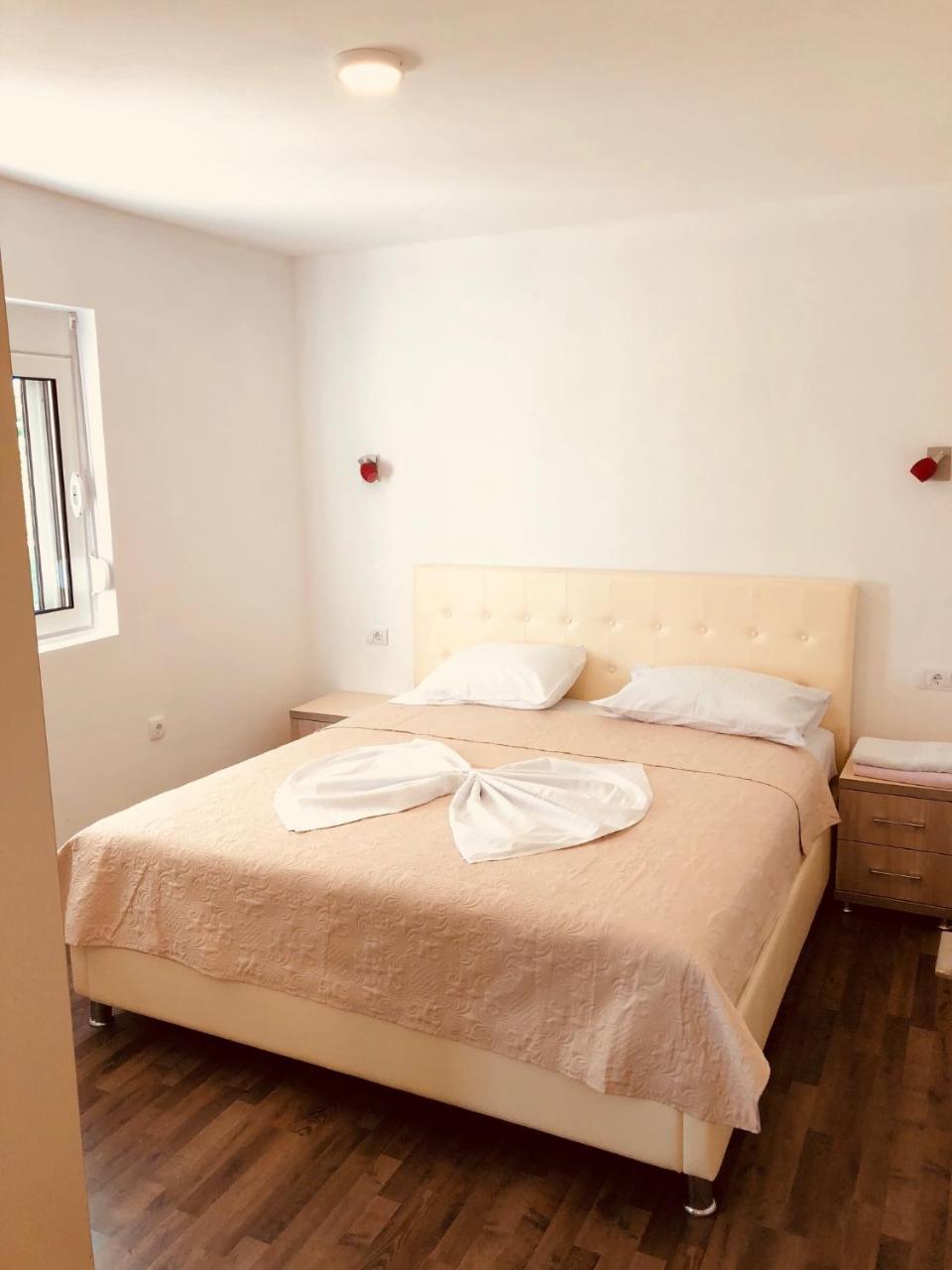 Delfini Holiday Homes อุลซิน ภายนอก รูปภาพ